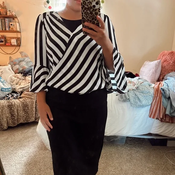 • black&white striped blouse - Picture 2 of 2